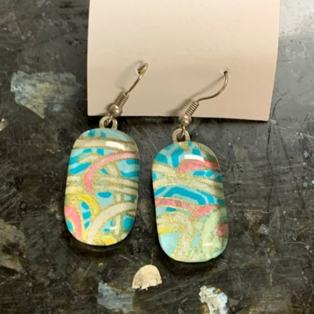 Dangling glass earrings
